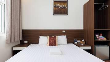 Phòng đôi Tiêu chuẩn | Minibar, bàn, truy cập Internet không dây miễn phí