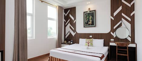 Superior Double Room | Minibar, desk, free WiFi