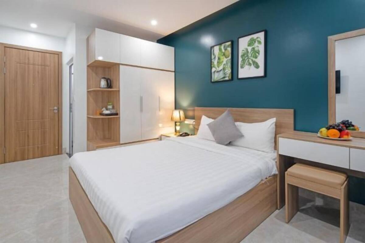 1 bedroom, minibar, laptop workspace, soundproofing