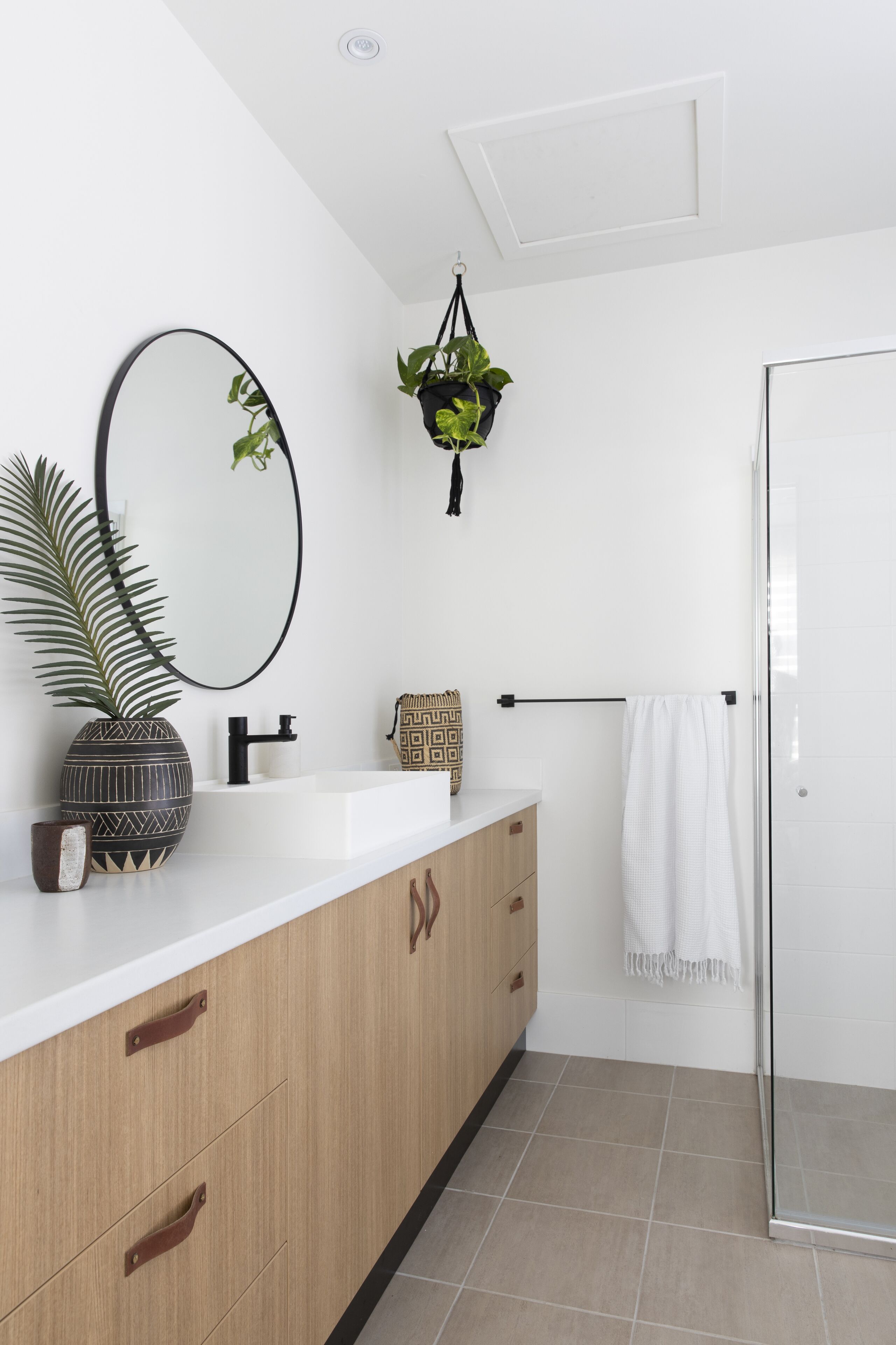 Currumbin Beach Holiday Home - 200m to the beach — image 10