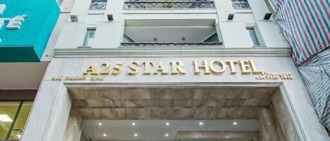 Fachada de la propiedad