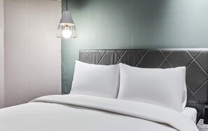 오리/거위털 이불, 무료 미니바, 책상, 암막 커튼