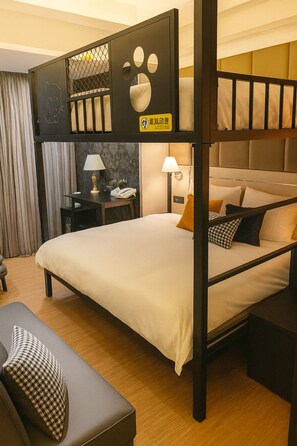 Phòng 4 dành cho gia đình | Minibar, màn/rèm cản sáng, phòng cách âm 