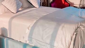 Myrkratjöld/-gardínur, hljóðeinangrun, rúmföt