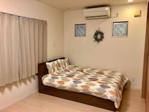 ハウス (Whole Building) | 羽毛の掛け布団、WiFi (無料)、ベッドシーツ、車椅子でアクセスできる設備