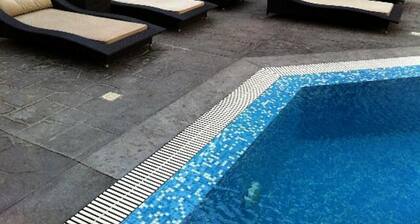Adsuit Hotel Calabar
