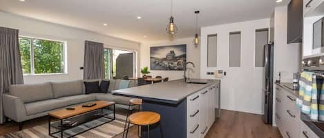 Microwave, oven, stovetop, dishwasher