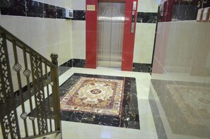 Interior - Five Continents Hotel (Sur)