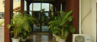 Global Dreams Hotel