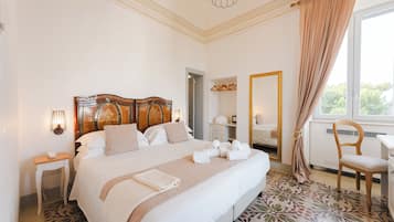 Habitación exclusiva | Sábanas italianas Frette, ropa de cama de alta calidad y edredón