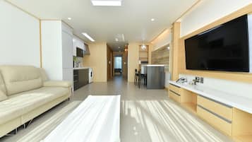 1 quarto, roupas de cama antialérgicas, edredons de pluma, escrivaninha