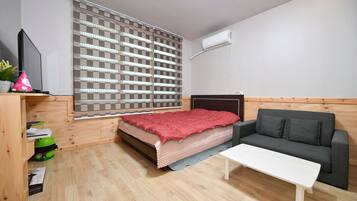 Soundproofing, free WiFi