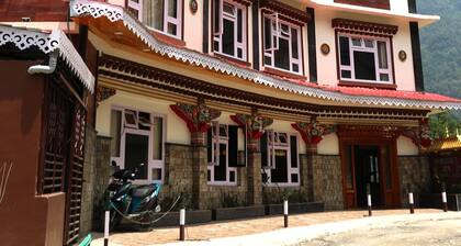Hotel Shambala Inn