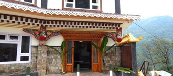 Hotel Shambala Inn
