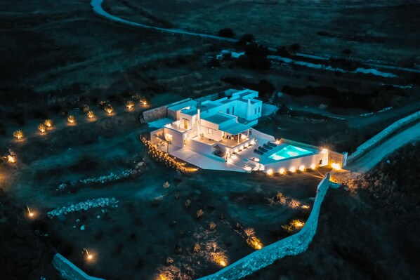 Aerial view - Ventu Paros Villa (Paros)