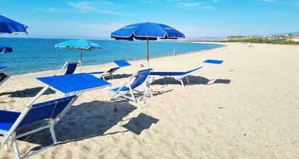 Apartamento de tres habitaciones con vista al mar | Residencia Barko Le Castella