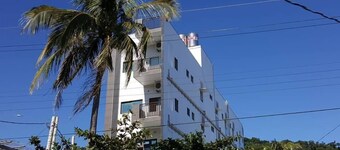 Golden Station Hot Spring