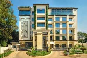 Unclassified image, 5 of 27, button - The Social House (Nairobi)