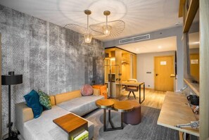 Cribs/infant beds - The Social House (Nairobi)