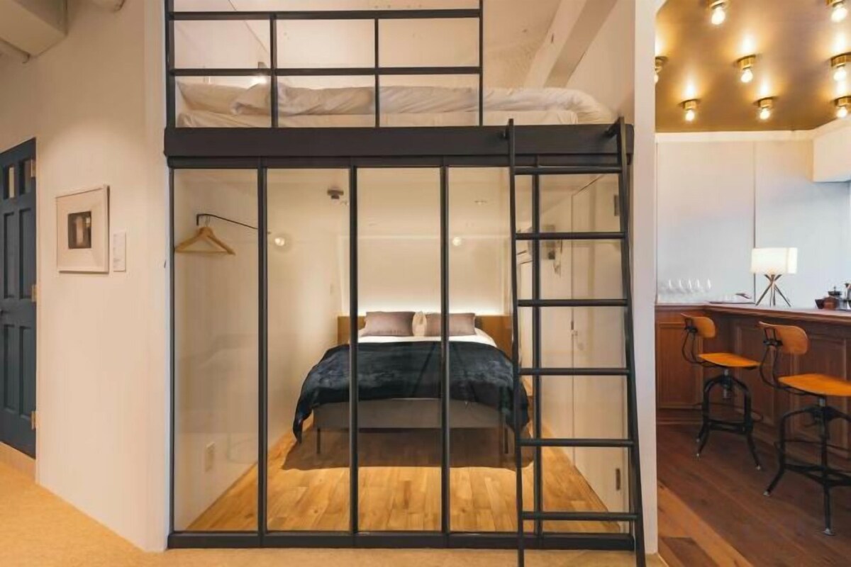 WiFi (free), individually decorated, individually furnished, bed sheets