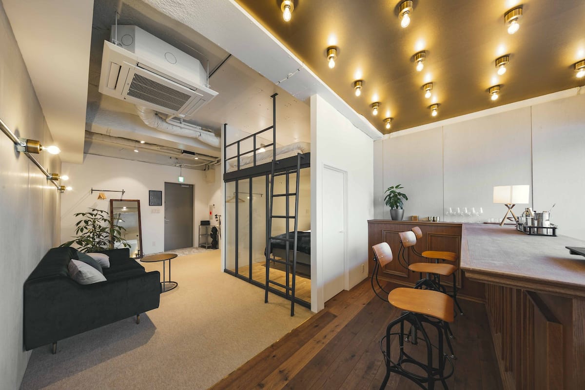 Suite estudio Deluxe (5F) | Decoración personalizada, muebles diferentes y wifi gratis