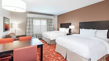 Ropa de cama de alta calidad y escritorio