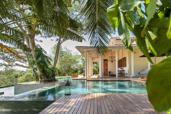 Two Bedroom Colonial Villa with Pool | Egyptian cotton sheets, premium bedding, down comforters, minibar