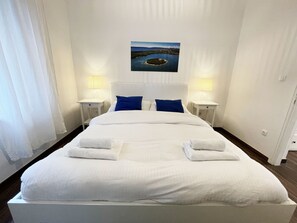 1 dormitori, planxa i posts de planxar, wifi gratuïta i roba de llit 