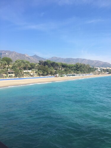 Fantastic apartment with seaview, terrace and pool