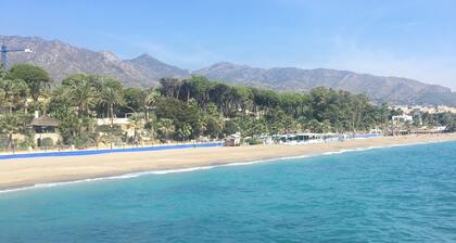 Fantastic apartment with seaview, terrace and pool
