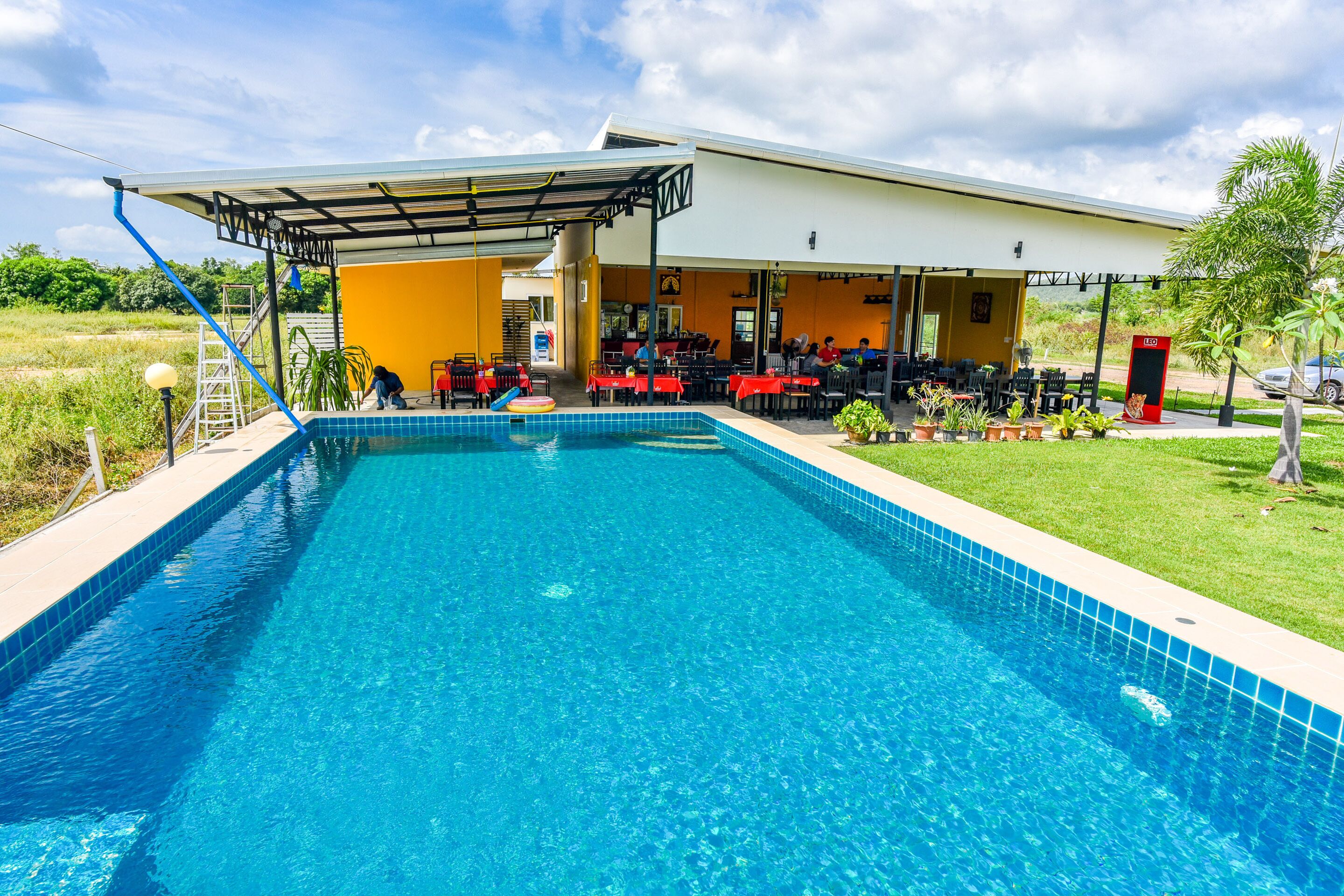 Outdoor pool, sun loungers