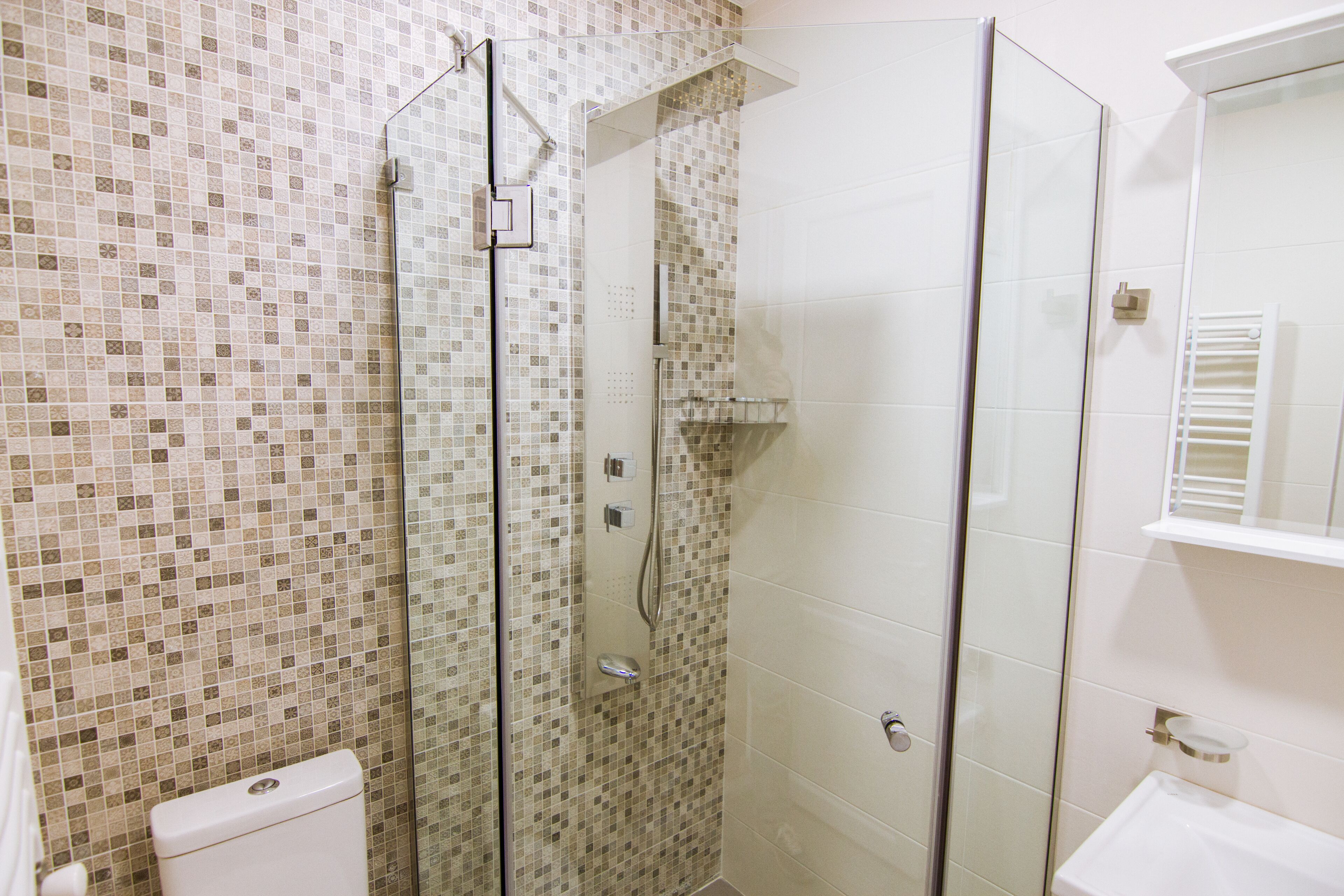 standard double or twin room, balcony | bathroom | shower, rainfall showerhead, free toiletries, hair dryer