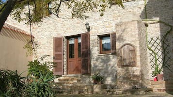 Entrada de la propiedad