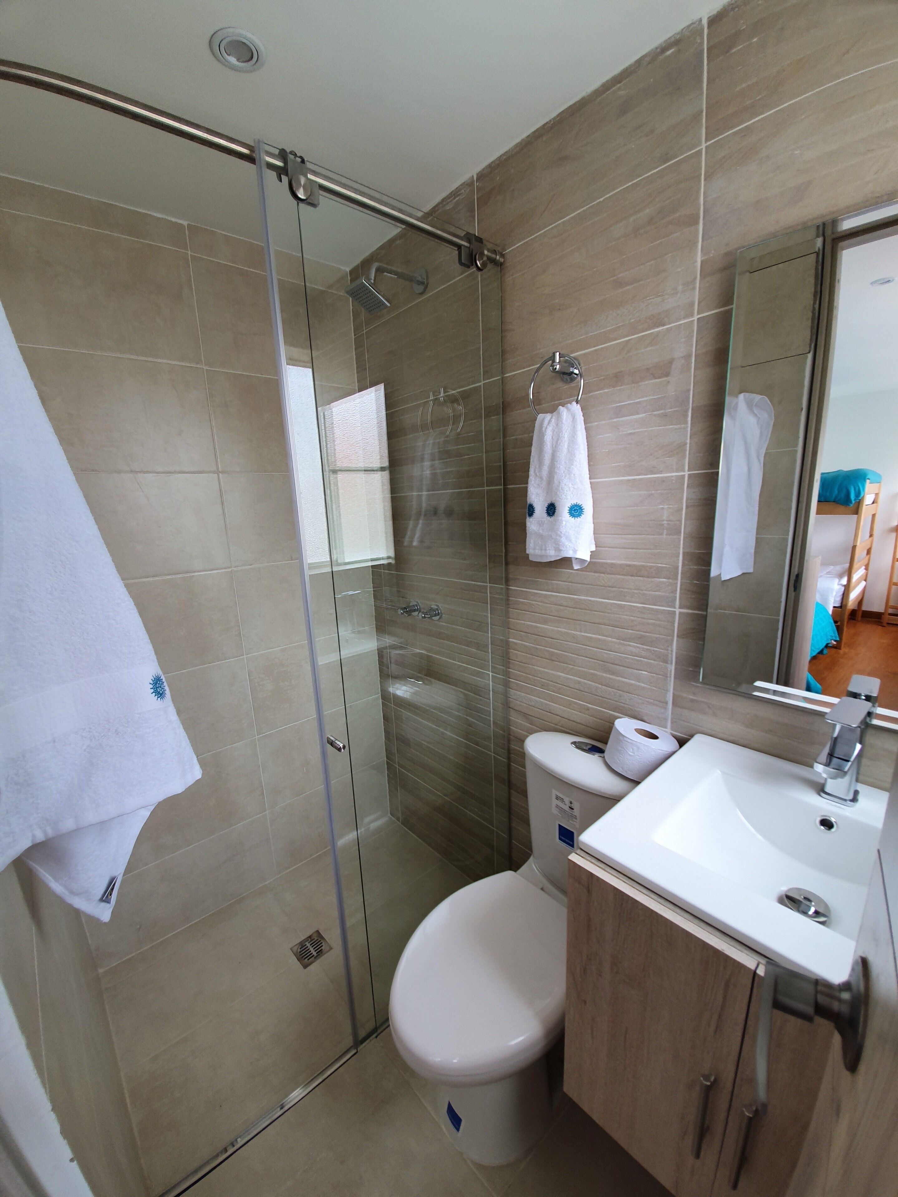 Apto4 Modern/aparthotel: Corferias, Agora, Embassy, G12,UN. for large groups