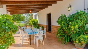 Outdoor dining - Rancho La Palma Prado del Rey by Ruralidays (Cádiz)
