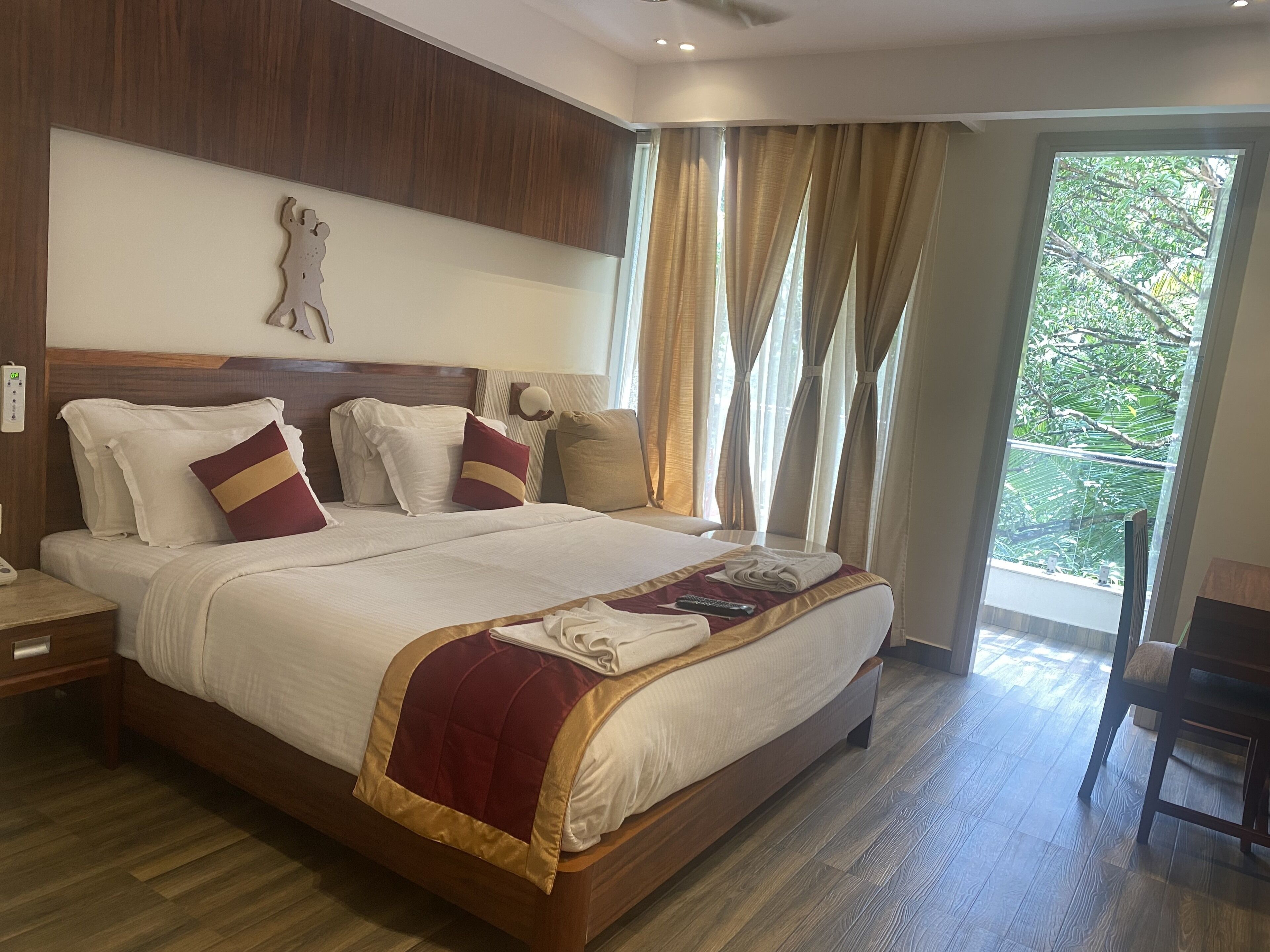 Premium Room with Balcony | Premium bedding, memory foam beds, desk, free WiFi