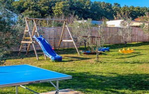 Children's area - Nice home in Marcana with sauna (Marcana)