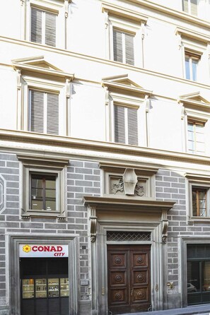 Apartamento, 3 quartos | Fachada
