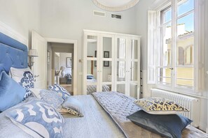 Apartment, 2 Schlafzimmer | 2 Schlafzimmer, Schreibtisch, laptopgeeigneter Arbeitsplatz