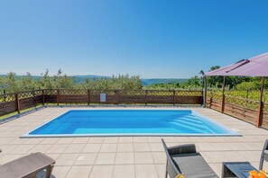 Outdoor pool, pool loungers - Apartment Jadranka with Private Pool & Valley View in Green Istria (Sutivanac)