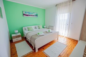 2 bedrooms, free WiFi, bed sheets - Apartment Jadranka with Private Pool & Valley View in Green Istria (Sutivanac)