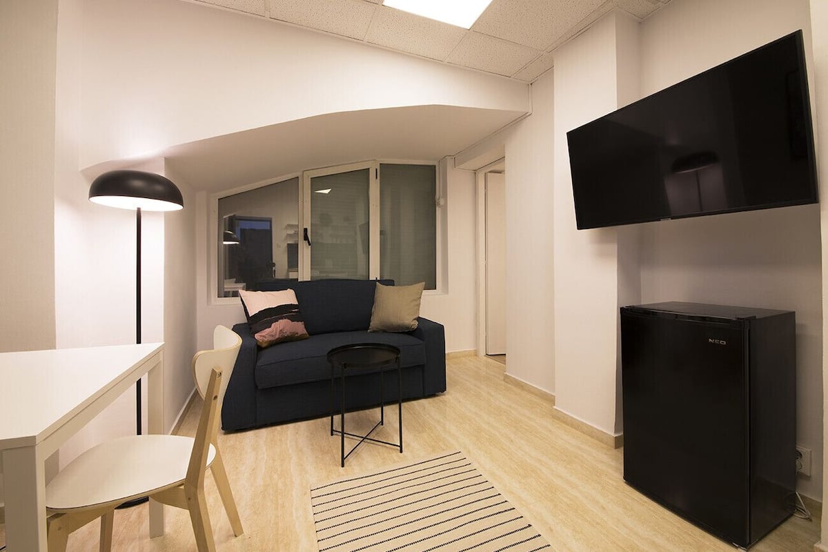 Apartemen, 1 kamar tidur (Chic) | Area keluarga | TV layar datar