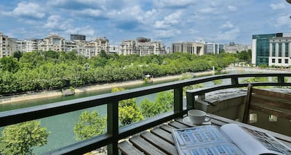 Unirii Center Apartments by Olala Homes