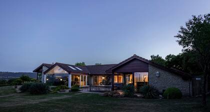 A large group retreat that sleeps 16 guests in 4 bedrooms