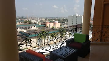 Luxury-Apartment, 2Â Schlafzimmer, 2 BĂ€der, Stadtblick | 2 Schlafzimmer, individuell dekoriert, individuell eingerichtet