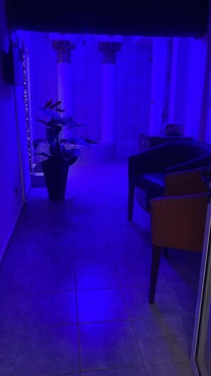 Sauna, steam room, massages