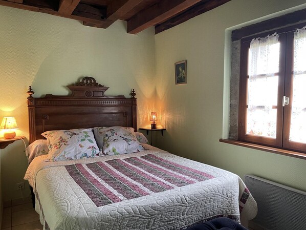 2 bedrooms, internet