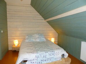 2 bedrooms, free WiFi, bed sheets