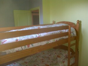 4 bedrooms, free WiFi