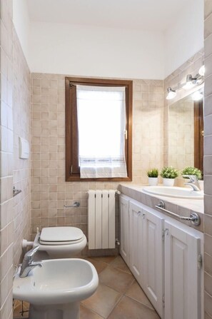 Dusche, Haartrockner